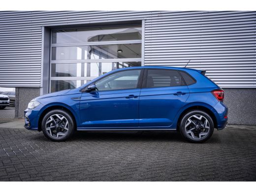 Volkswagen Polo R-Line Edition | 'App-Connect' draadloze smartphone integratie | Achterlichten LED | Afstandscont... ActivLease financial lease