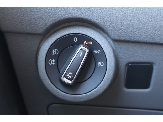 Volkswagen Transporter 2.0 TDI 204pk L2 H1 DC Bulli Automaat Leer ActivLease financial lease