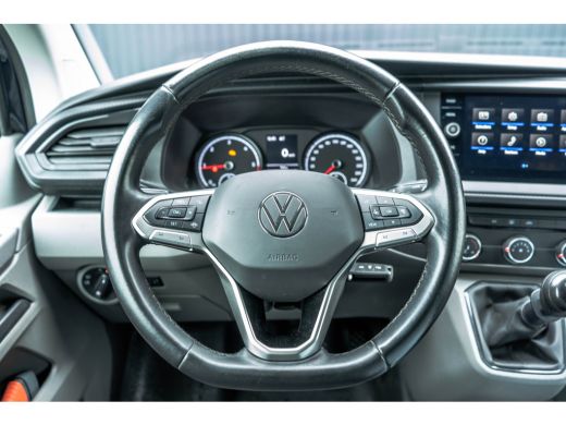 Volkswagen Transporter T6.1 2.0 TDI L2H1 | 150 PK | Turbo defect | Carplay | Cruise | Navi | Trekhaak | Airco ActivLease financial lease