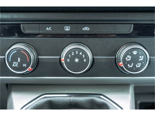 Volkswagen Transporter T6.1 2.0 TDI L2H1 | 150 PK | Turbo defect | Carplay | Cruise | Navi | Trekhaak | Airco ActivLease financial lease