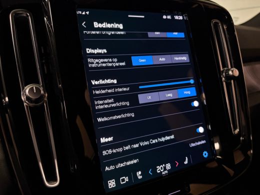 Volvo  XC40 Recharge Plus | Adaptieve Cruise Control | Stoel en Stuurwielverwarming | Parkeercamera | Pilot A... ActivLease financial lease