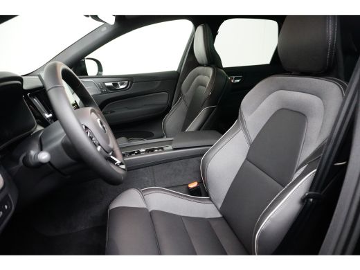 Volvo  XC60 Plus Black Edition Plug-In Hybrid AWD | Panoramadak | 360 Camera | Harman/Kardon | Memory | Pilot... ActivLease financial lease