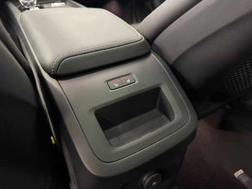 Volvo  XC60 T8 Plug-in-hybrid AWD Polestar Engineered Long Range | SoH 100%| Achterbank verwarmd | Achterbank... ActivLease financial lease