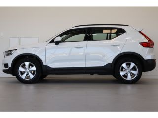 Volvo  XC40 Momentum Core T2 129PK Aut. | Climate Pack | Park Assist Pack | Apple Carplay
