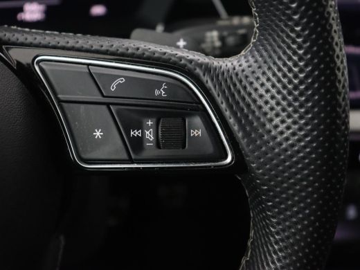 Audi A3 35 TFSI S edition | Stoelverwarming | Carplay | Navigatie | Half leder | Sportstoelen | Full LED ... ActivLease financial lease