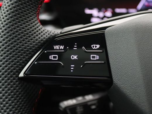 Audi A6 Avant 2.0 e-hybrid quattro S edition Competition 367PK Tech Pro, trekhaak, elek. stoelen, head-up... ActivLease financial lease