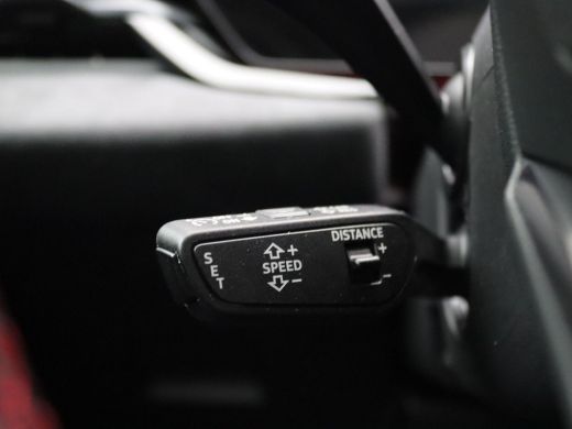 Audi A6 Avant 2.0 e-hybrid quattro S edition Competition 367PK Tech Pro, trekhaak, elek. stoelen, head-up... ActivLease financial lease