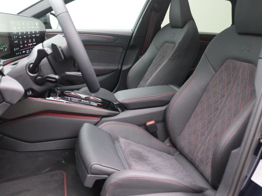 Audi A6 Avant 2.0 e-hybrid quattro S edition Competition 367PK Tech Pro, trekhaak, elek. stoelen, head-up... ActivLease financial lease