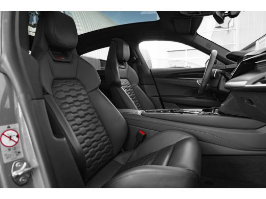Audi e-tron GT RS 93 kWh 600PK | SOH 92% | Luchtvering | Vier-wielsturing | Stoelventilatie + Massage | Glazen P... ActivLease financial lease