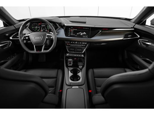 Audi e-tron GT RS 93 kWh 600PK | SOH 92% | Luchtvering | Vier-wielsturing | Stoelventilatie + Massage | Glazen P... ActivLease financial lease