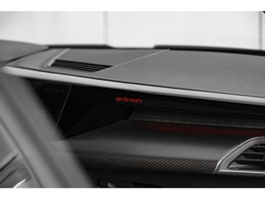 Audi e-tron GT RS 93 kWh 600PK | SOH 92% | Luchtvering | Vier-wielsturing | Stoelventilatie + Massage | Glazen P... ActivLease financial lease
