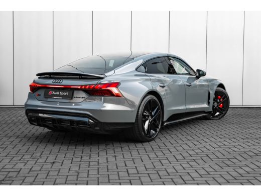 Audi e-tron GT RS 93 kWh 600PK | SOH 92% | Luchtvering | Vier-wielsturing | Stoelventilatie + Massage | Glazen P... ActivLease financial lease