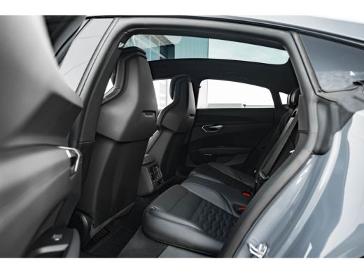 Audi e-tron GT RS 93 kWh 600PK | SOH 92% | Luchtvering | Vier-wielsturing | Stoelventilatie + Massage | Glazen P... ActivLease financial lease