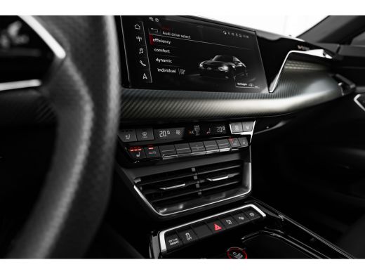 Audi e-tron GT RS 93 kWh 600PK | SOH 92% | Luchtvering | Vier-wielsturing | Stoelventilatie + Massage | Glazen P... ActivLease financial lease