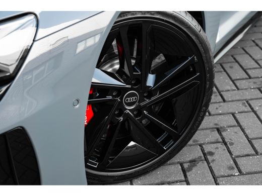 Audi e-tron GT RS 93 kWh 600PK | SOH 92% | Luchtvering | Vier-wielsturing | Stoelventilatie + Massage | Glazen P... ActivLease financial lease