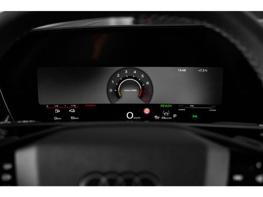 Audi Q3 S edition | Adaptive cruise control | Audi sound system | Cruise control ActivLease financial lease