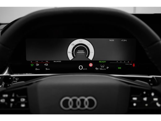 Audi Q3 S edition | Adaptive cruise control | Audi sound system | Cruise control ActivLease financial lease