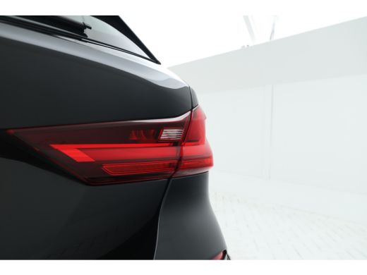 BMW 1 Serie 116d High Executive 5 Deurs hb, Navigatie, Climate ActivLease financial lease