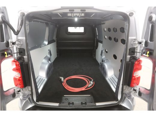 Citroën &euml;-Jumpy Club XL 75 kWh L3H1 | Snelladen | SOH 92% | Airco | Camera | Cruise | Carplay | Trekh. | HuD | Pa... ActivLease financial lease