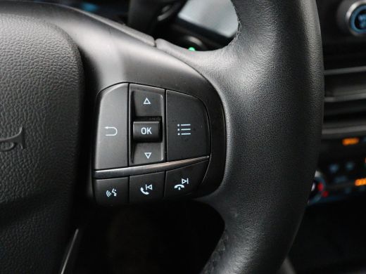 Ford Focus 1.0 EcoBoost Hybrid Active | Stoelverwarming | Trekhaak | Camera | Stuurverwarming | Carplay | Ke... ActivLease financial lease