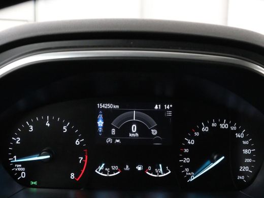 Ford Focus 1.0 EcoBoost Hybrid Active | Stoelverwarming | Trekhaak | Camera | Stuurverwarming | Carplay | Ke... ActivLease financial lease