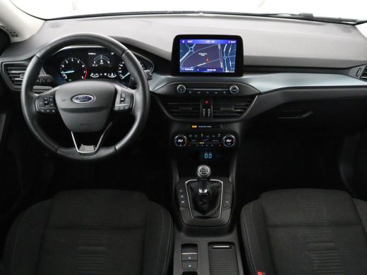 Ford Focus 1.0 EcoBoost Hybrid Active | Stoelverwarming | Trekhaak | Camera | Stuurverwarming | Carplay | Ke... ActivLease financial lease
