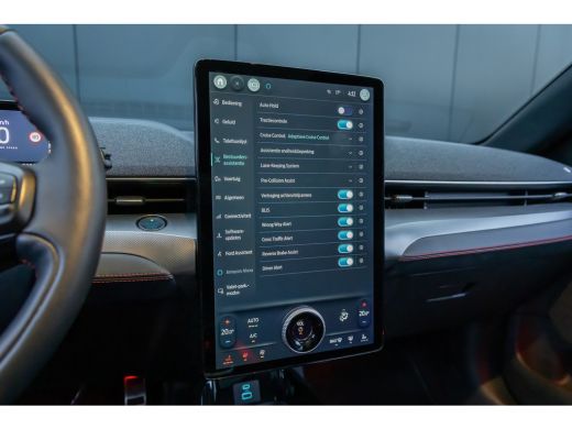 Ford Mustang Mach-E Mach-E Extended First Edition AWD 98 kWh | ALLE OPTIES! | Pano-dak | B&O audio | Technology pack ... ActivLease financial lease