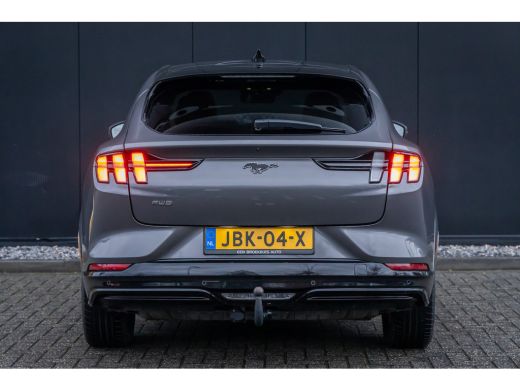 Ford Mustang Mach-E Mach-E Extended First Edition AWD 98 kWh | ALLE OPTIES! | Pano-dak | B&O audio | Technology pack ... ActivLease financial lease