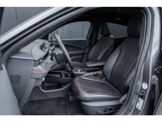 Ford Mustang Mach-E Mach-E Extended First Edition AWD 98 kWh | ALLE OPTIES! | Pano-dak | B&O audio | Technology pack ... ActivLease financial lease