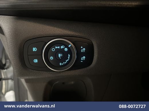 Ford Transit Custom 2.0 TDCI 131pk L2H1 Euro6 Airco | Camera | Apple Carplay | LED | 2700kg Trekhaak Android Auto, Cr... ActivLease financial lease