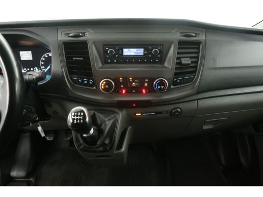 Ford Transit Custom 2.0 TDCI L1H1 | Airco | Cruise | 3 Zits | Stoelverw. | Trekh. | Parkeersens. ActivLease financial lease