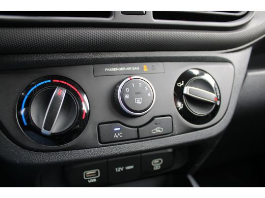 Hyundai i10 1.0 Comfort | Achteruitrijcamera | Airco | Apple Carplay/Android Auto|telefoonintegratie premium ActivLease financial lease