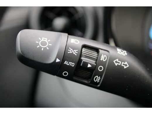 Hyundai i10 Comfort Smart | Actieve rijbaanassistentie (LKA) ActivLease financial lease