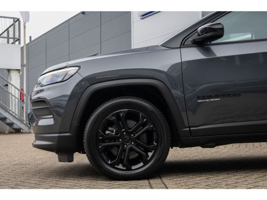 Jeep Compass 4xe 240 Plug-in Hybrid Electric S | Adap cruise | Two-tone | Stoel+stuur verwarming | Camera | Ke... ActivLease financial lease