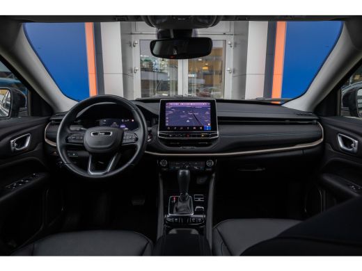 Jeep Compass 4xe 240 Plug-in Hybrid Electric S | Adap cruise | Two-tone | Stoel+stuur verwarming | Camera | Ke... ActivLease financial lease