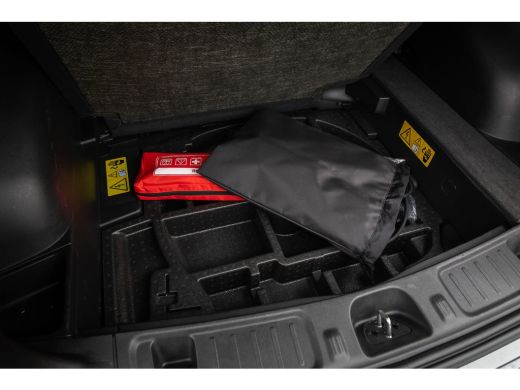 Jeep Compass 4xe 240 Plug-in Hybrid Electric S | Adap cruise | Two-tone | Stoel+stuur verwarming | Camera | Ke... ActivLease financial lease