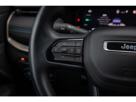 Jeep Compass 4xe 240 Plug-in Hybrid Electric S | Adap cruise | Two-tone | Stoel+stuur verwarming | Camera | Ke... ActivLease financial lease