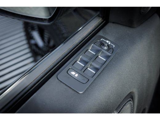 Land Rover Discovery Sport P300e PHEV Dynamic SE | 360gr Camera | El. trekhaak | Pano | Cold Climate | Black Pack | 20 Inch ... ActivLease financial lease