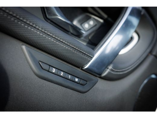 Land Rover Discovery Sport P300e PHEV Dynamic SE | 360gr Camera | El. trekhaak | Pano | Cold Climate | Black Pack | 20 Inch ... ActivLease financial lease