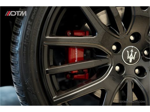 Maserati Levante 3.0 V6 Modena S | Panoramadak | Harman/Kardon | Trekhaak ActivLease financial lease