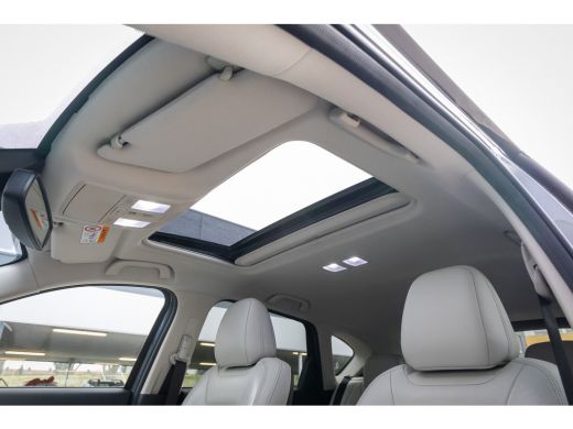 Mazda CX-5 2.0 SkyActiv-G 165 Luxury | Trekhaak | Leder | Schuif-/kanteldak | Stoel ventilatie+ verwarming |... ActivLease financial lease