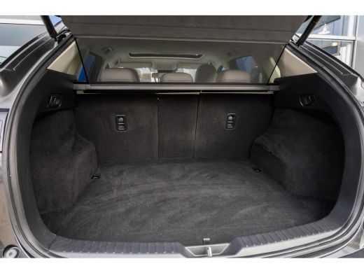 Mazda CX-5 2.0 SkyActiv-G 165 Luxury | Trekhaak | Leder | Schuif-/kanteldak | Stoel ventilatie+ verwarming |... ActivLease financial lease