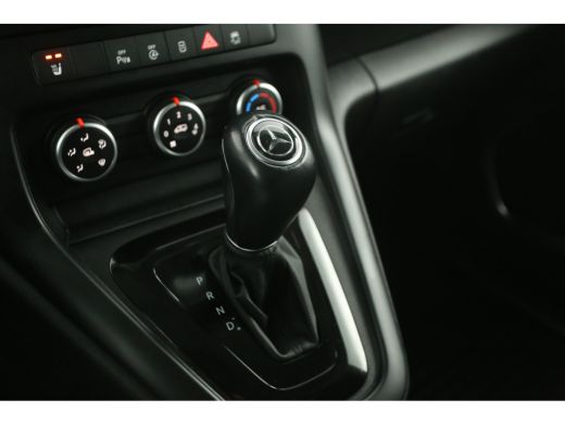 Mercedes-Benz Citan 110 CDI Pro | Automaat | 3 Zits | Airco | Camera | Cruise | Carplay | Stoelverw. | Trekh. | Parke... ActivLease financial lease