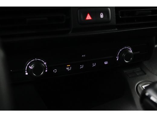 Opel Combo 1.5D L2H1 130pk | Betimmering | Achteruitrijcamera | Navigatie by App | Apple Carplay | Android A... ActivLease financial lease