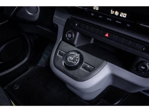 Opel Vivaro 2.0 CDTI L2H1 Innovation | Achteruitrijcamera | Head-up display | Trekhaak ActivLease financial lease