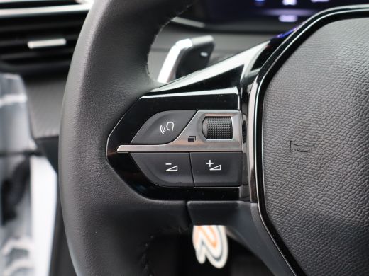 Peugeot 208 Hybrid 100 e-DCS6 Allure | Apple Carplay/Android Auto|telefoonintegratie premium | Armsteun voor ... ActivLease financial lease