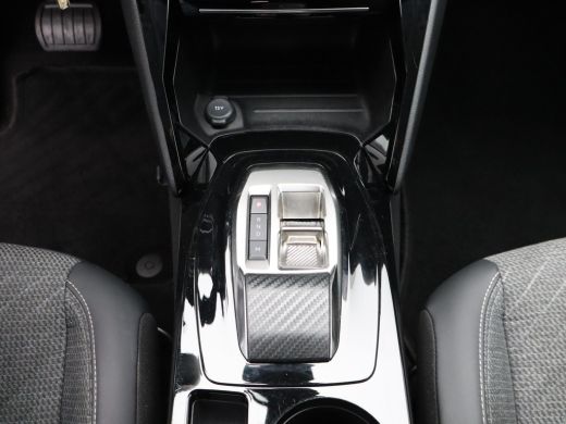 Peugeot 208 Hybrid 100 e-DCS6 Allure | Apple Carplay/Android Auto|telefoonintegratie premium | Armsteun voor ... ActivLease financial lease