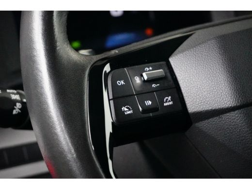 Peugeot Expert 2.0D 180pk L2 Automaat | Betimmering | Adaptive Cruise | Achteruitrijcamera | Navigatie | Stuurve... ActivLease financial lease