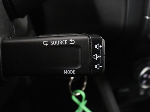 Renault Captur 1.0 TCe 100 Zen | Carplay | Cruise control | Full LED | Airco | DAB | Lichtsensor | Bluetooth ActivLease financial lease