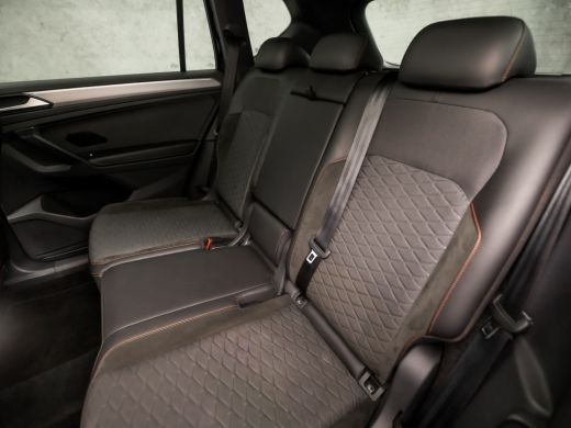 Seat Tarraco 1.4 TSI e-Hybrid PHEV FR 245Pk Automaat (PANORAMADAK, KUIPSTOELEN, APPLE CARPLAY, KEYLESS START, ... ActivLease financial lease